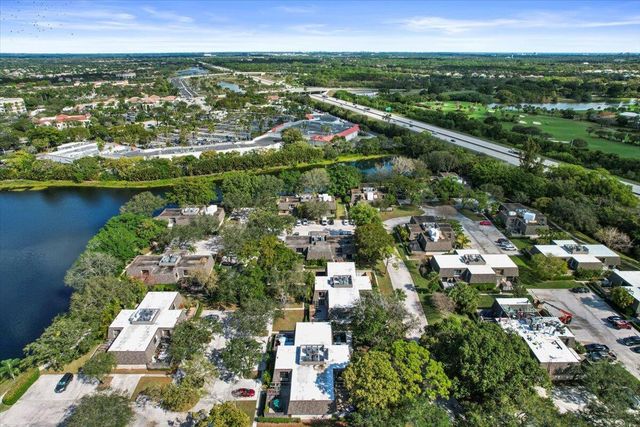 625 6th Terrace, Palm Beach Gardens, FL 33418