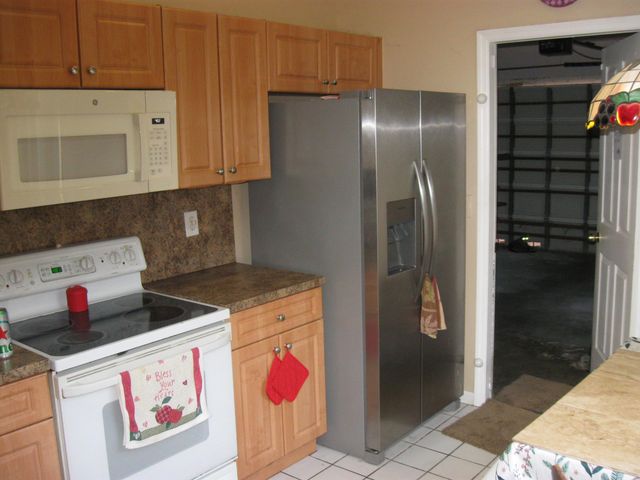10232 SW 16th Court, Pembroke Pines, FL 33025