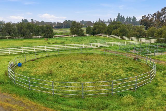 13575 Mammini Court, San Martin, CA 95046