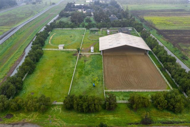 13575 Mammini Court, San Martin, CA 95046