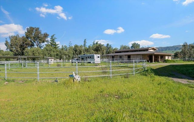 13575 Mammini Court, San Martin, CA 95046