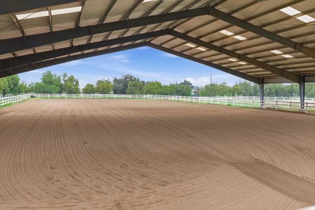 13575 Mammini Court, San Martin, CA 95046