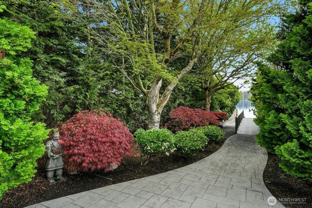 15105 W Lake Goodwin Road, Stanwood, WA 98292