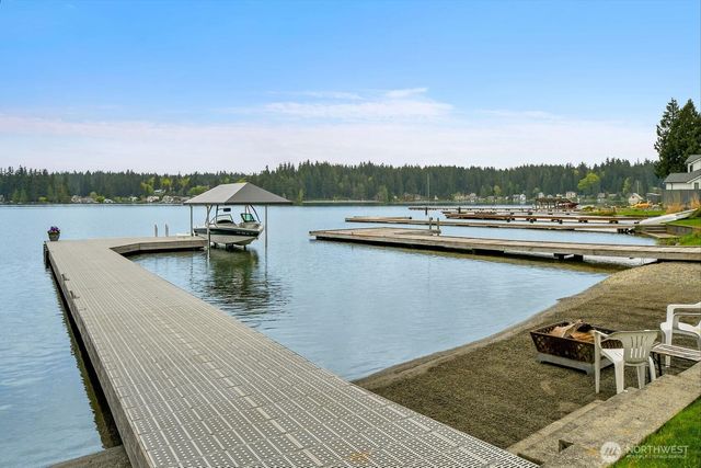 15105 W Lake Goodwin Road, Stanwood, WA 98292