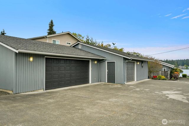 15105 W Lake Goodwin Road, Stanwood, WA 98292