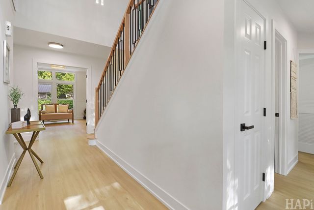72 Julie Lane, Vernon Hills, IL 60061