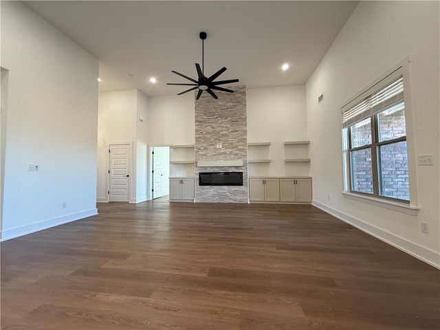 6602 Basswood Avenue, Bentonville, AR 72713