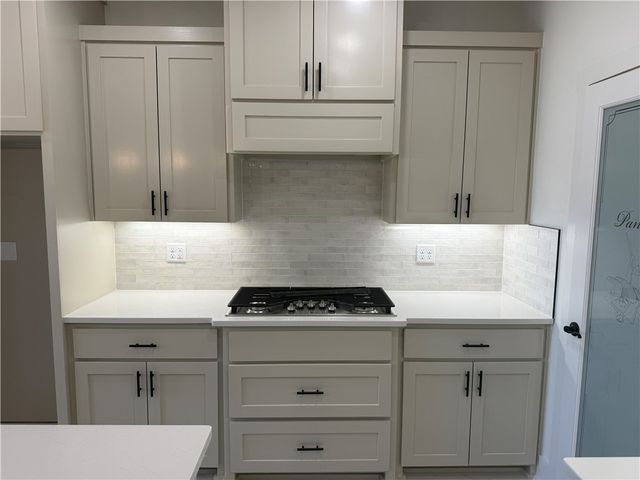 6602 Basswood Avenue, Bentonville, AR 72713