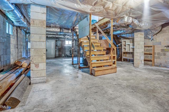 207 High House Road, Cary, NC 27513