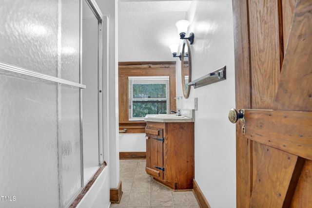 207 High House Road, Cary, NC 27513