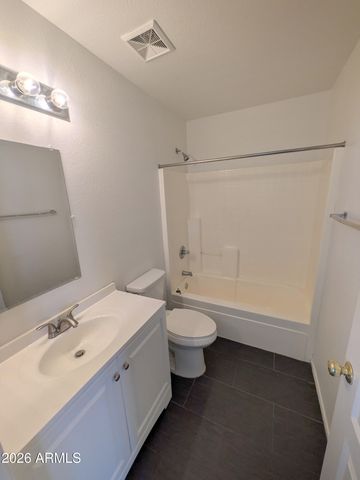 565 W PALO VERDE Street, Casa Grande, AZ 85122