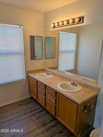 565 W PALO VERDE Street, Casa Grande, AZ 85122