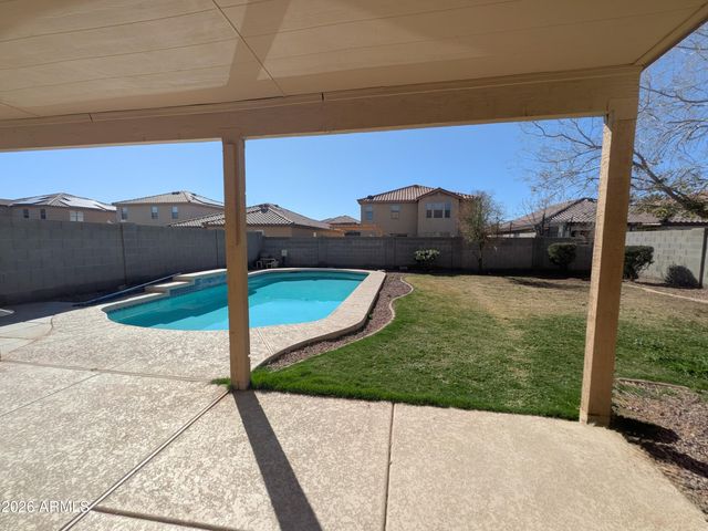 565 W PALO VERDE Street, Casa Grande, AZ 85122