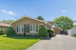 17335 Overhill Avenue, Tinley Park, IL 60477