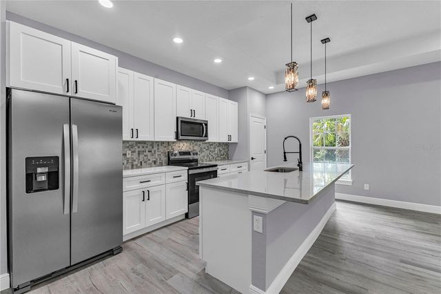 1616 SELMA AVENUE, Daytona Beach, FL 32117
