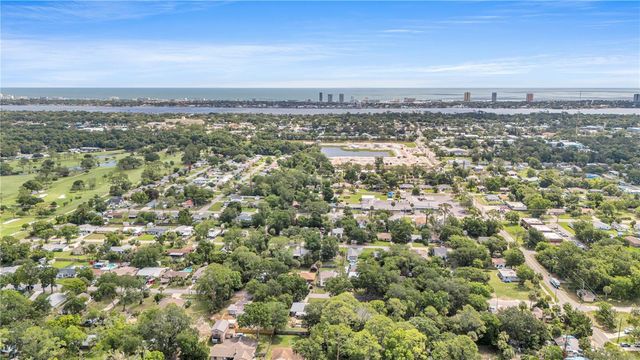 1616 SELMA AVENUE, Daytona Beach, FL 32117