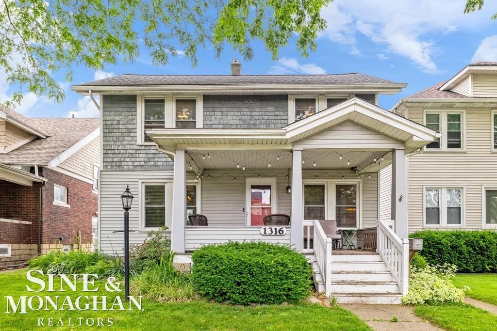 Image 1 of property listing at 1316 Maryland Street, Grosse Pointe Park, MI 48230