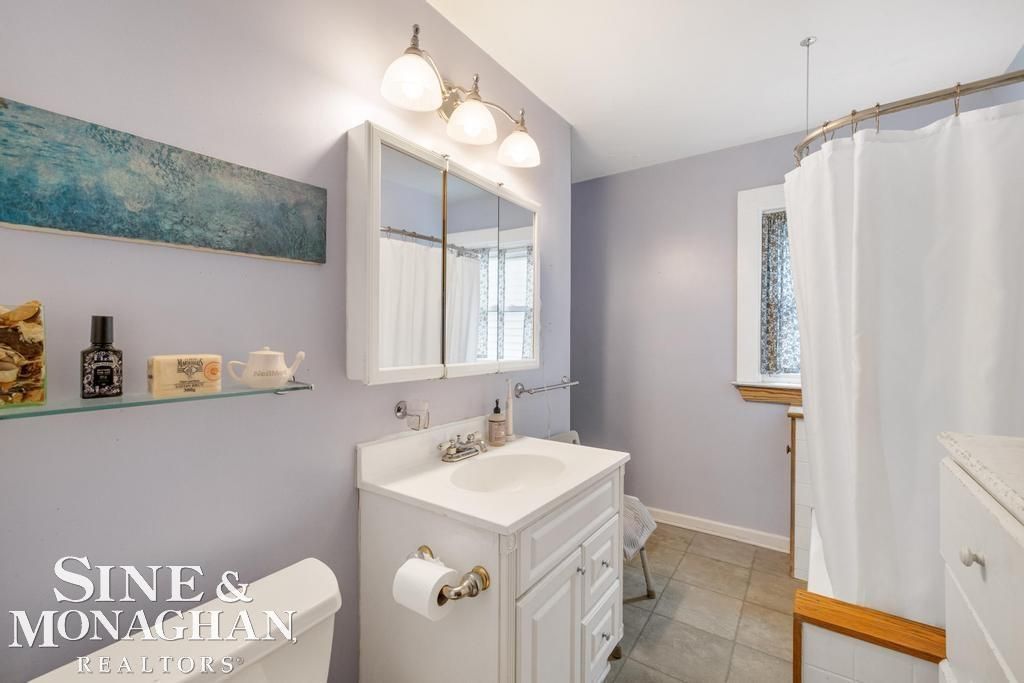 Image 10 of property listing at 1316 Maryland Street, Grosse Pointe Park, MI 48230