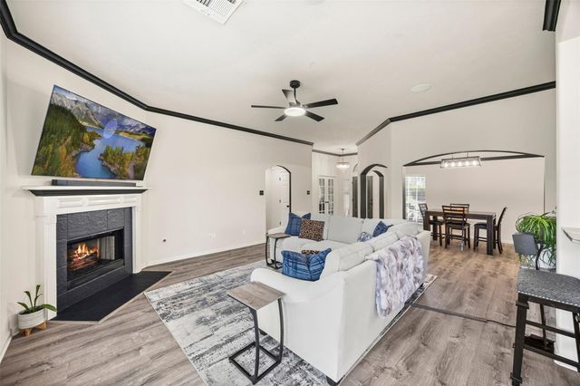 17914 Timber Crossing Lane, Cypress, TX 77433