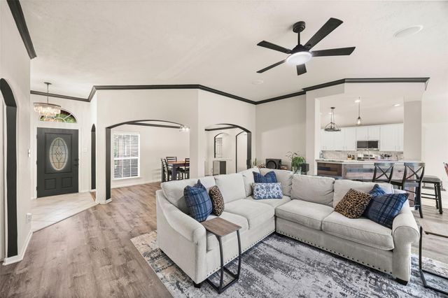 17914 Timber Crossing Lane, Cypress, TX 77433