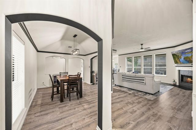 17914 Timber Crossing Lane, Cypress, TX 77433