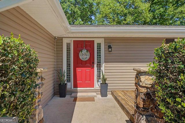 4905 Windwood Drive, Dunwoody, GA 30360