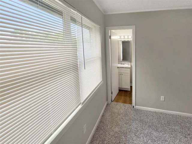146 W Whitney Street, Houston, TX 77018