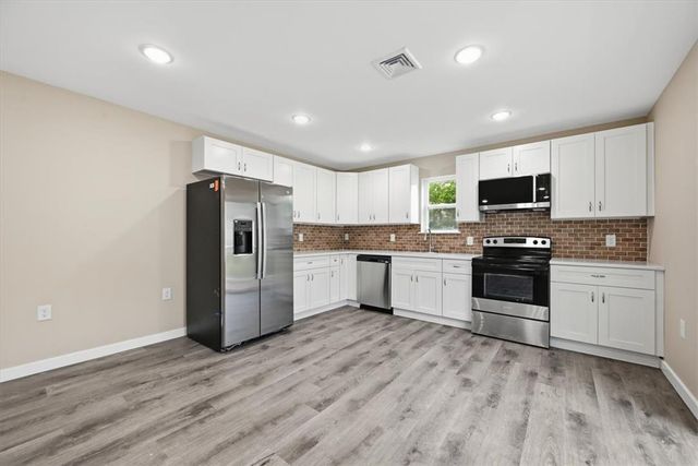5641 North Coplay Road, Whitehall Twp, PA 18052