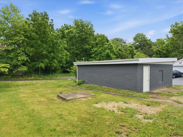 5641 North Coplay Road, Whitehall Twp, PA 18052