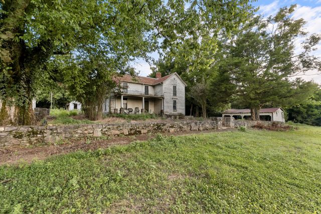 2942 Newman Rd, Ardmore, TN 38449