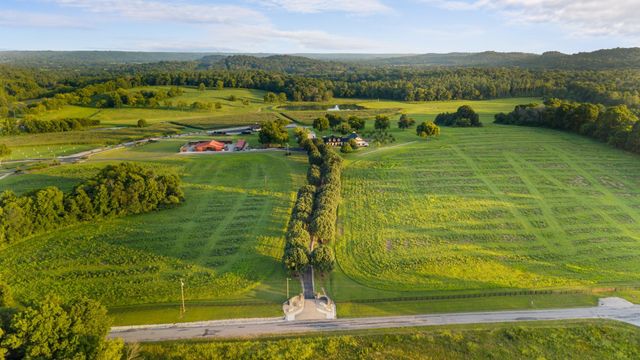 2942 Newman Rd, Ardmore, TN 38449