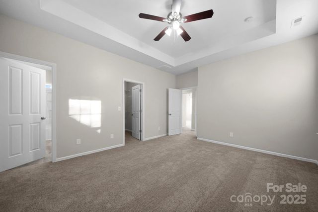 136 E Morehouse Avenue, Mooresville, NC 28117