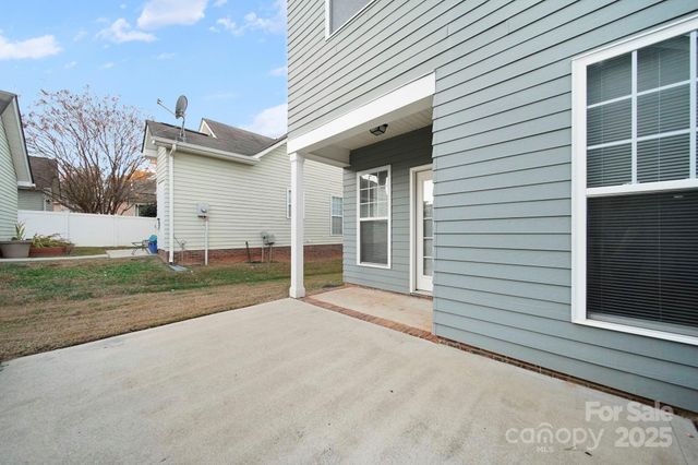 136 E Morehouse Avenue, Mooresville, NC 28117