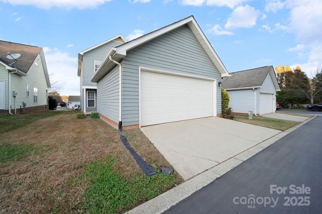 136 E Morehouse Avenue, Mooresville, NC 28117