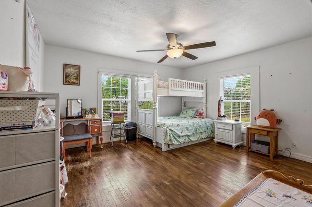 1107 W Hull Street, Denison, TX 75020