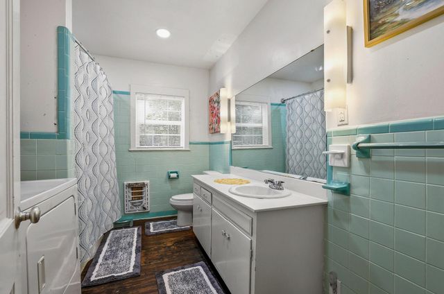 1107 W Hull Street, Denison, TX 75020