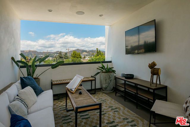 741 N Gramercy Place, Los Angeles, CA 90038