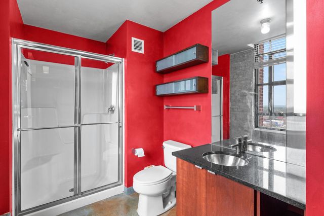 2929 Chicago Avenue 917, Minneapolis, MN 55407