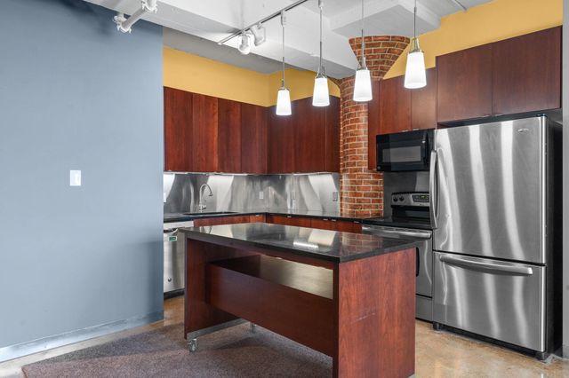 2929 Chicago Avenue 917, Minneapolis, MN 55407