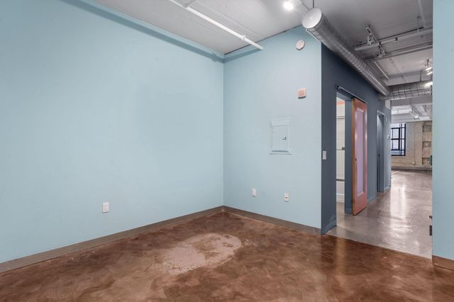 2929 Chicago Avenue 917, Minneapolis, MN 55407