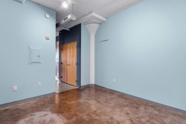 2929 Chicago Avenue 917, Minneapolis, MN 55407