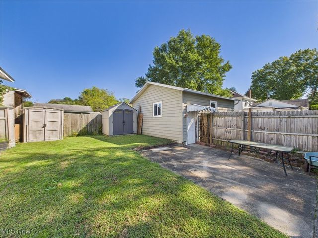 2316 Clement Avenue, Parkersburg, WV 26101