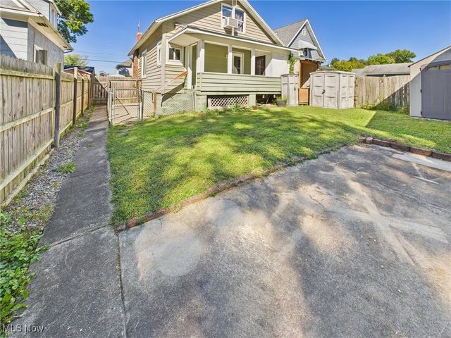 2316 Clement Avenue, Parkersburg, WV 26101