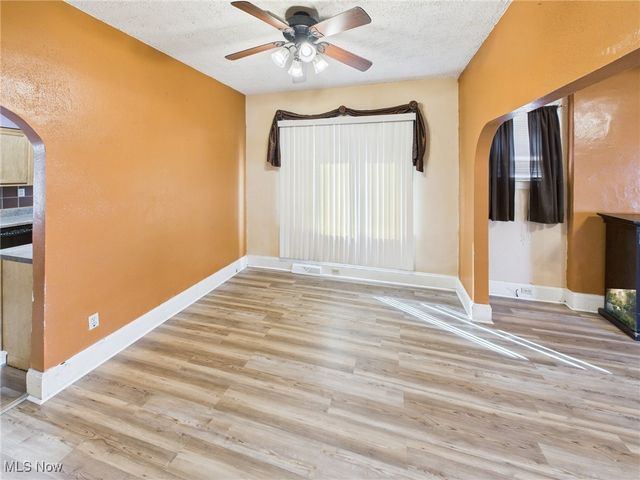 2316 Clement Avenue, Parkersburg, WV 26101