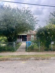 3140 Hillcrest AVE, Roanoke, VA 24012