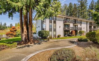 19409 56th Avenue W #109, Lynnwood, WA 98036