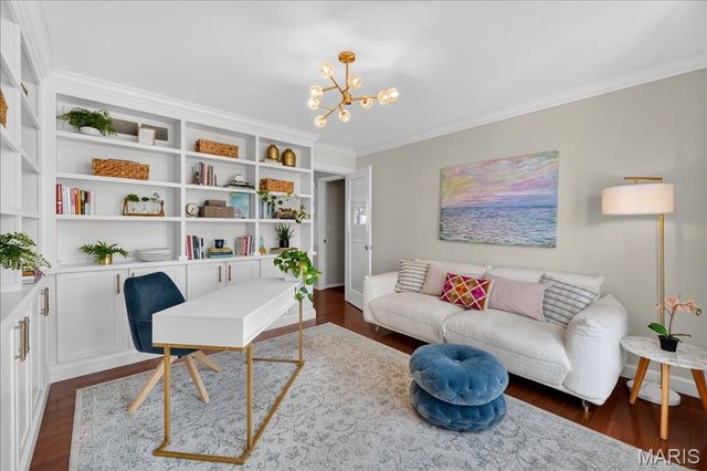 623 Kenilworth Lane, Ballwin, MO 63011