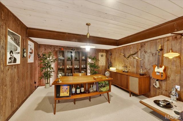 623 Kenilworth Lane, Ballwin, MO 63011