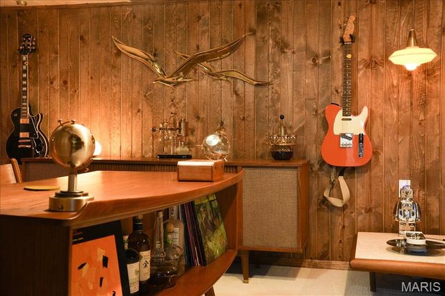 623 Kenilworth Lane, Ballwin, MO 63011