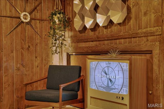 623 Kenilworth Lane, Ballwin, MO 63011